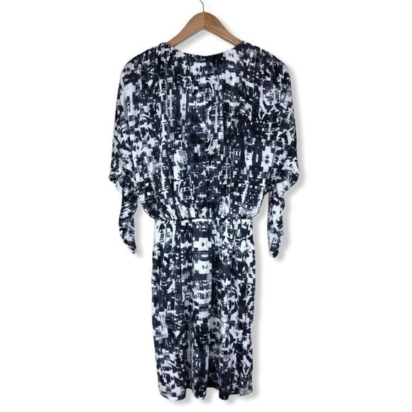 Parker Catalina Mini Dress in Gazette Print Black White size XS Dolman Surplice - Picture 9 of 15